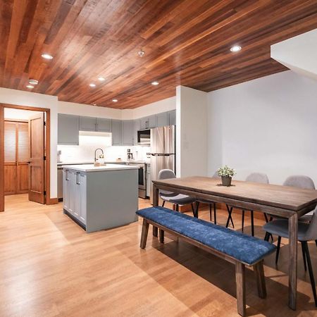 Snowberry By Outpost Whistler Villa Екстериор снимка
