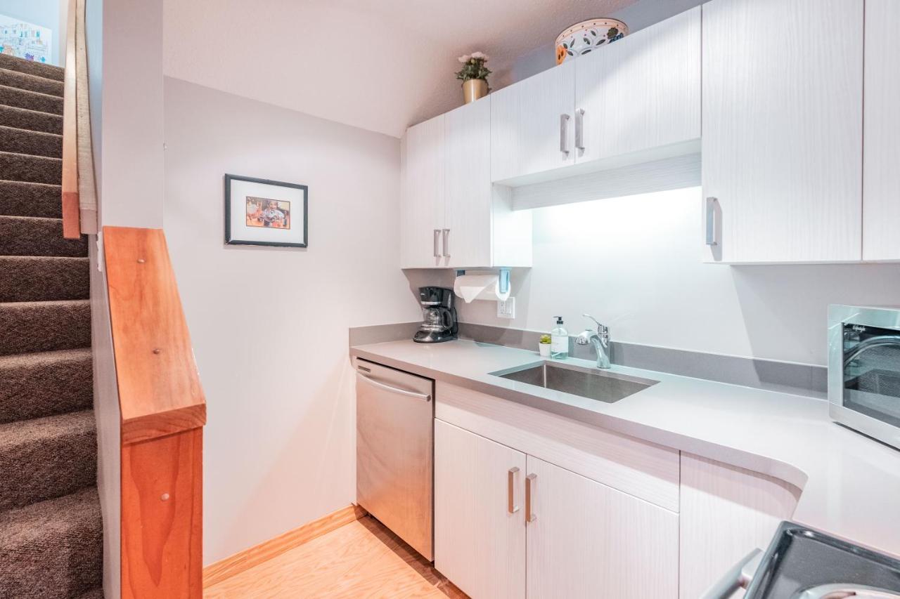 Snowberry By Outpost Whistler Villa Екстериор снимка