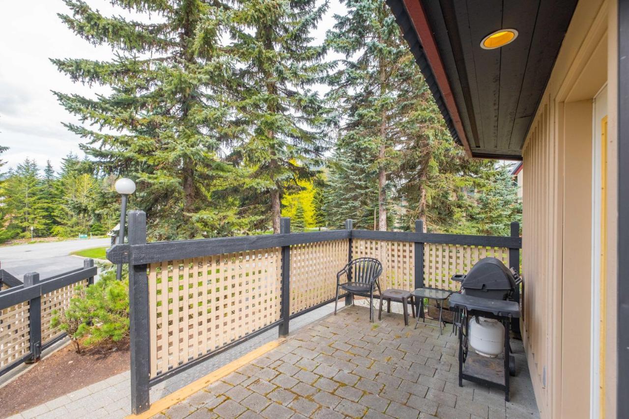 Snowberry By Outpost Whistler Villa Екстериор снимка