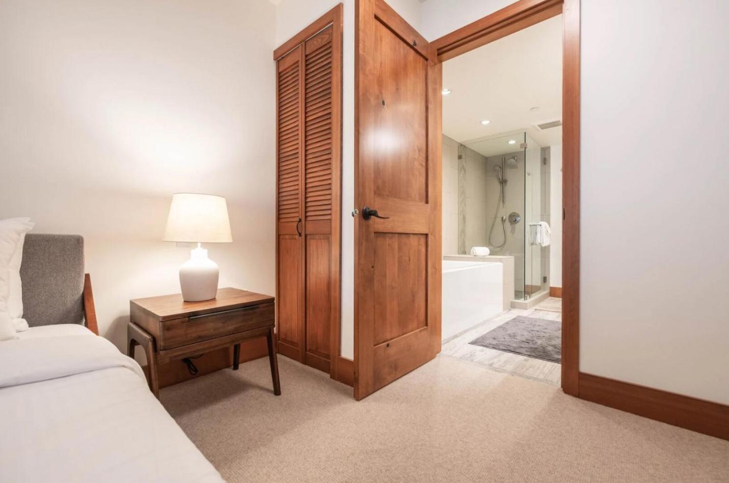 Snowberry By Outpost Whistler Villa Екстериор снимка