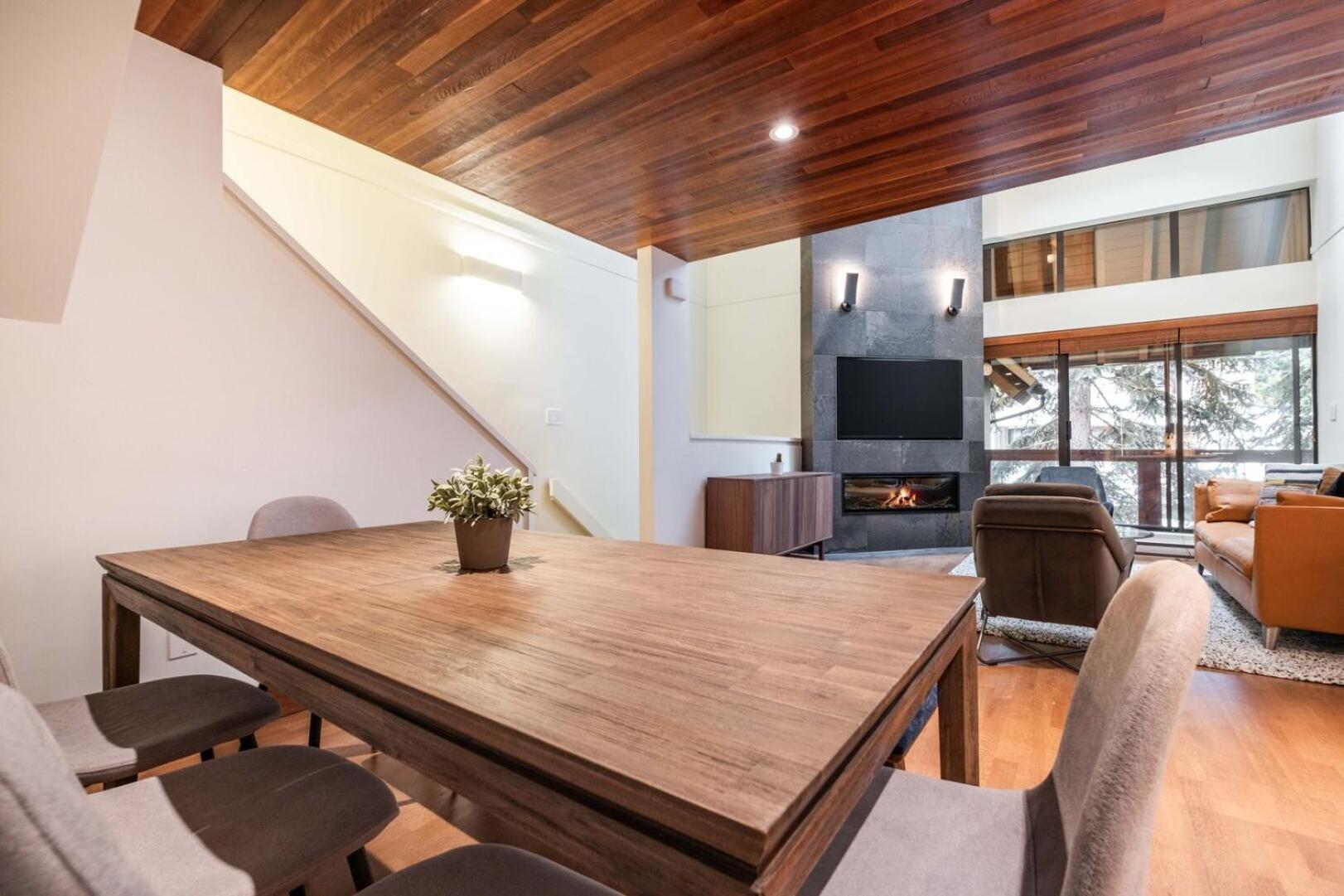 Snowberry By Outpost Whistler Villa Екстериор снимка